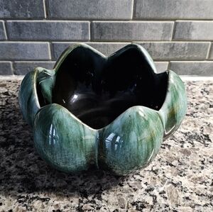 Vintage Blu Mountain Pottery Lotus bowl/Vase